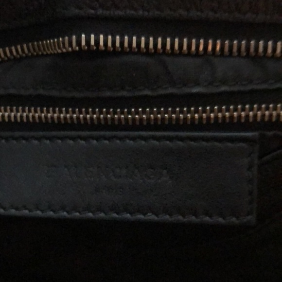 Balenciaga City Bag black and gold. - Picture 5 of 16